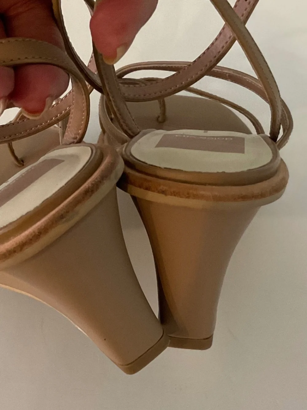 DOLCE VITA Gemini Ankle Strap Wedge Sandal in Tan/Nude Size 6 NEW